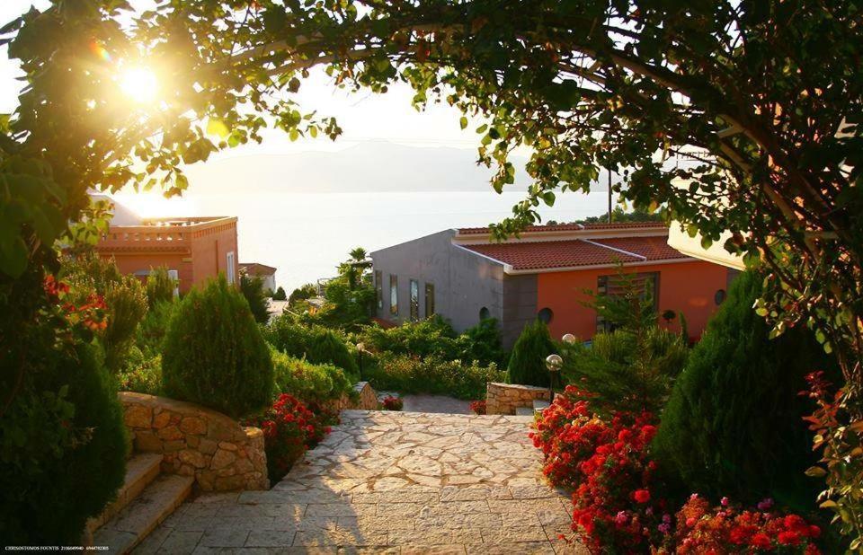 Thalassa Hotel & Spa Palairos Экстерьер фото